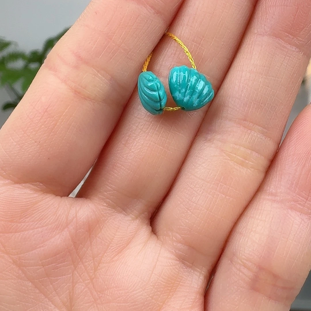 绿松石未镶嵌挂件