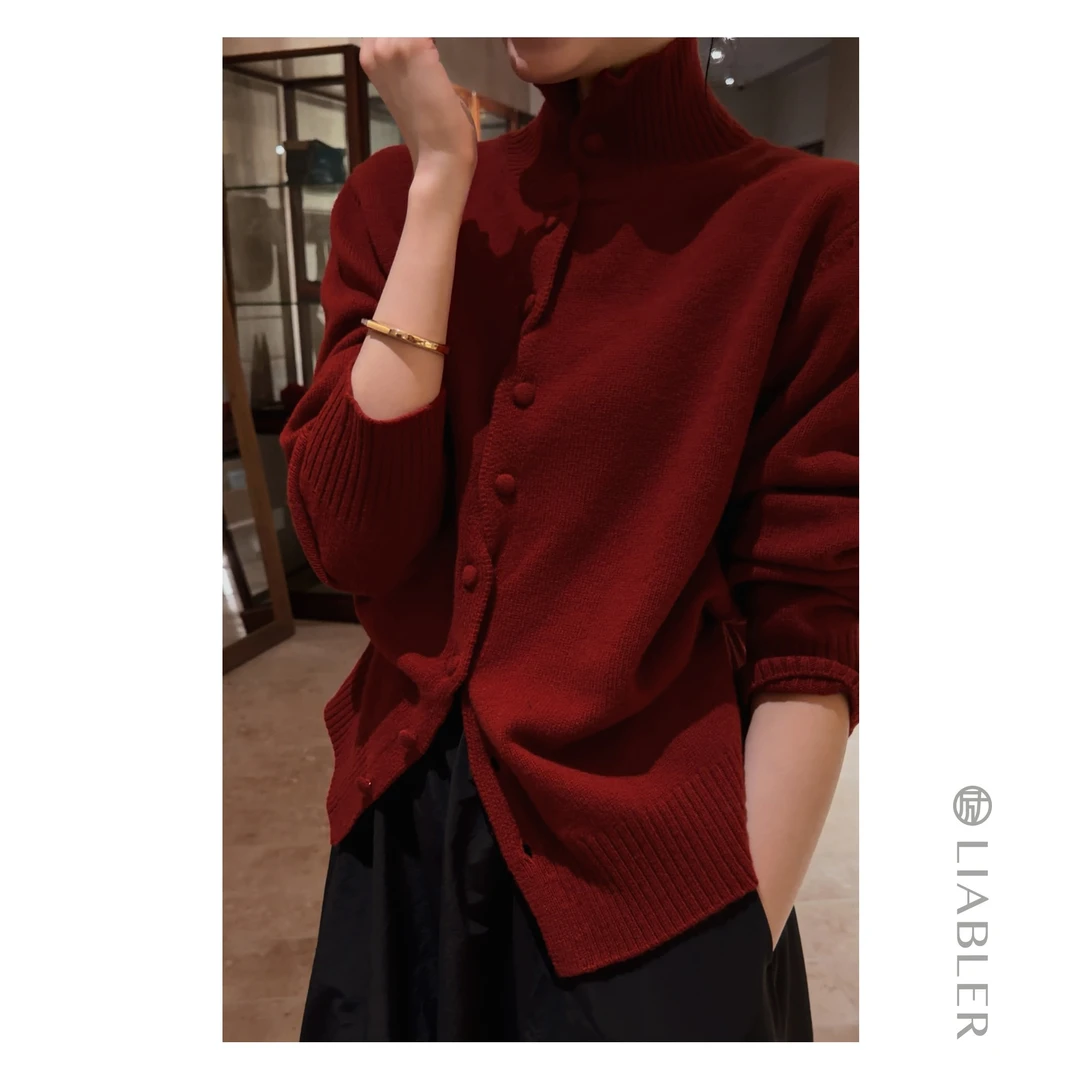 LIABLER/励 D25秋冬不规则门筒绵羊毛立领毛织开衫上衣 LAW25696J