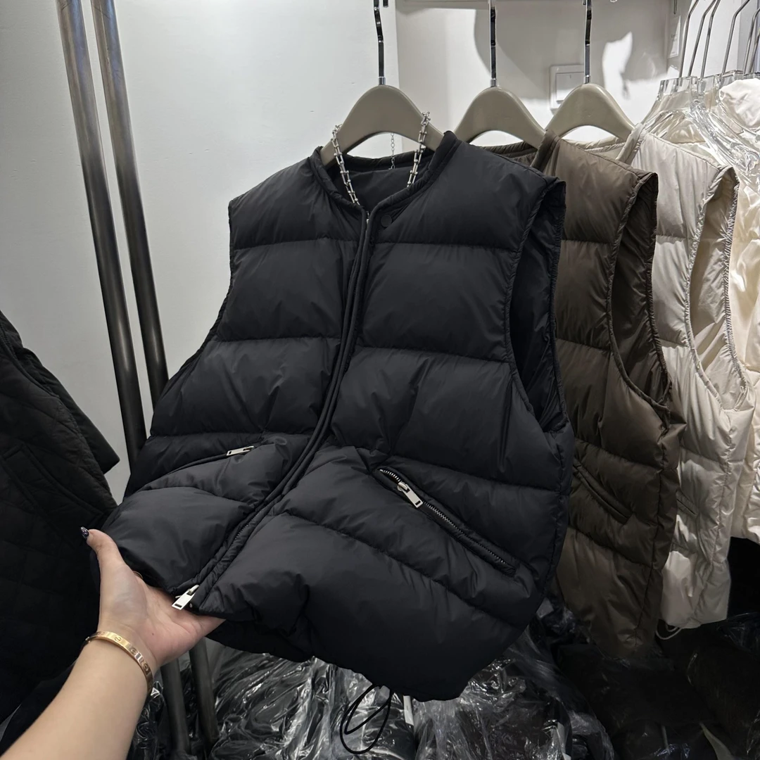 羽绒服马甲背心女款秋冬外穿2025新款白鸭绒时髦洋气马夹坎肩外套