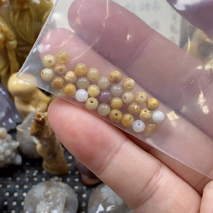 颈饰未镶嵌硅化珊瑚（珊瑚玉）4mm