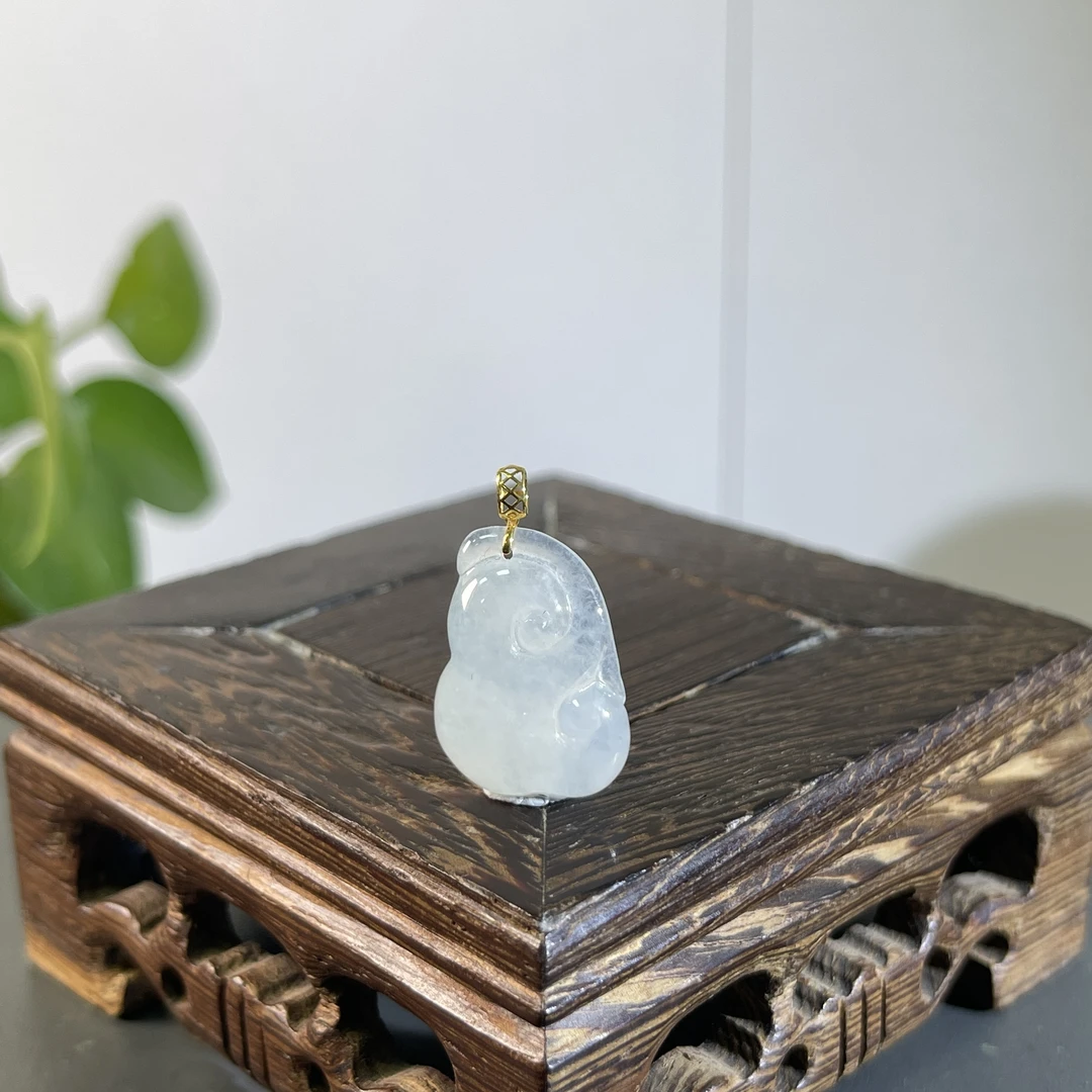 JSW04-34 天然缅甸翡翠A货 18K扣头如意