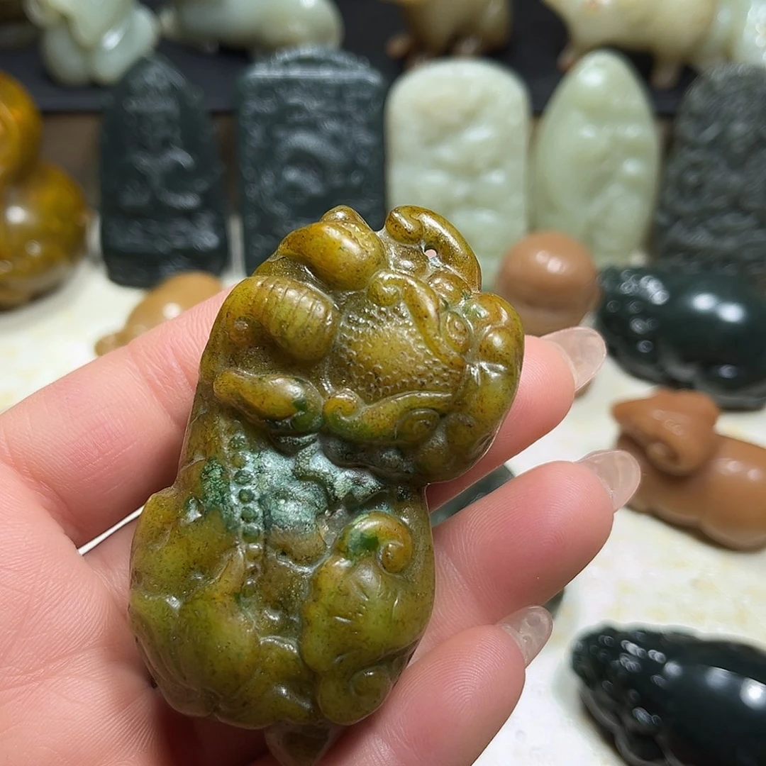 白玉菩提吊坠白玉菩提吊坠