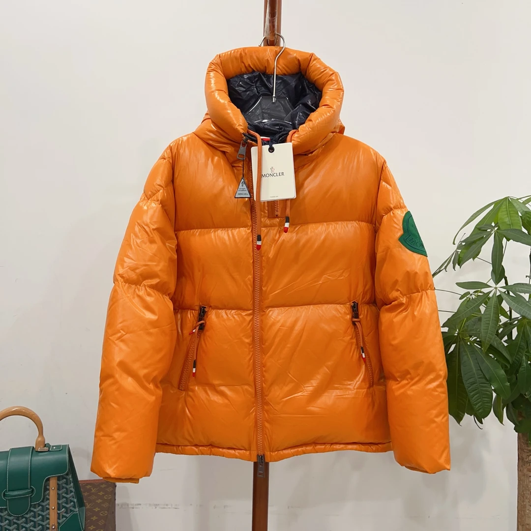 全新未使用 蒙口 羽绒服 尺码1成色看直播GSS23326