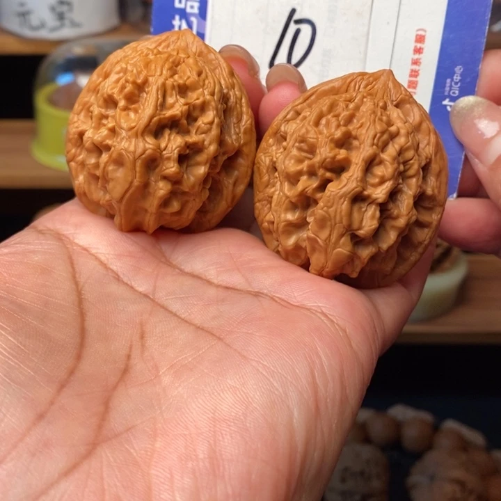 文玩核桃吊坠42全品大枯石