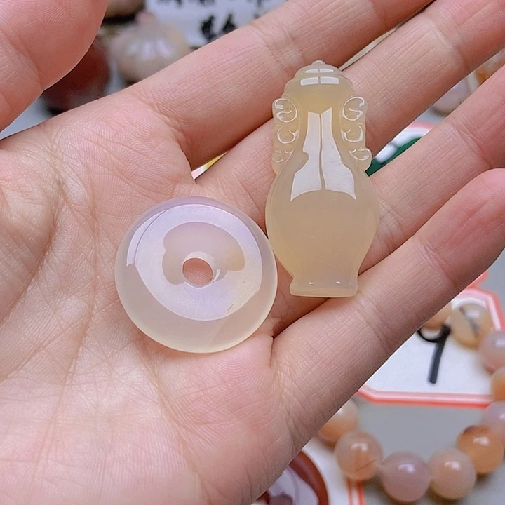 【闪购商品】未镶嵌玛瑙/玉髓珠宝半成品柠****?