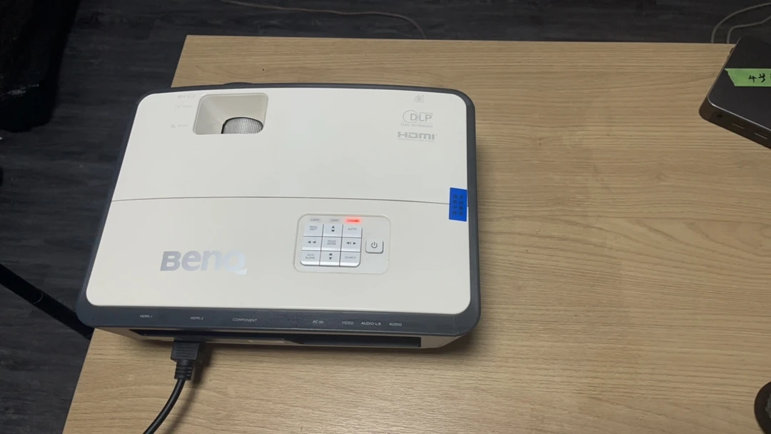 9新 Benq/明基 9新 二手 明基投影机 运费自理