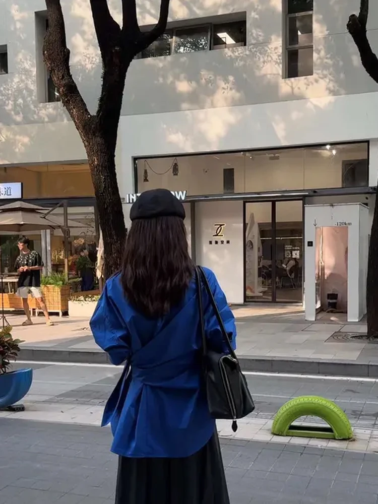 法式高级感侧腰绑带蓝色衬衫女2025春季气质通勤收腰显瘦别致上衣