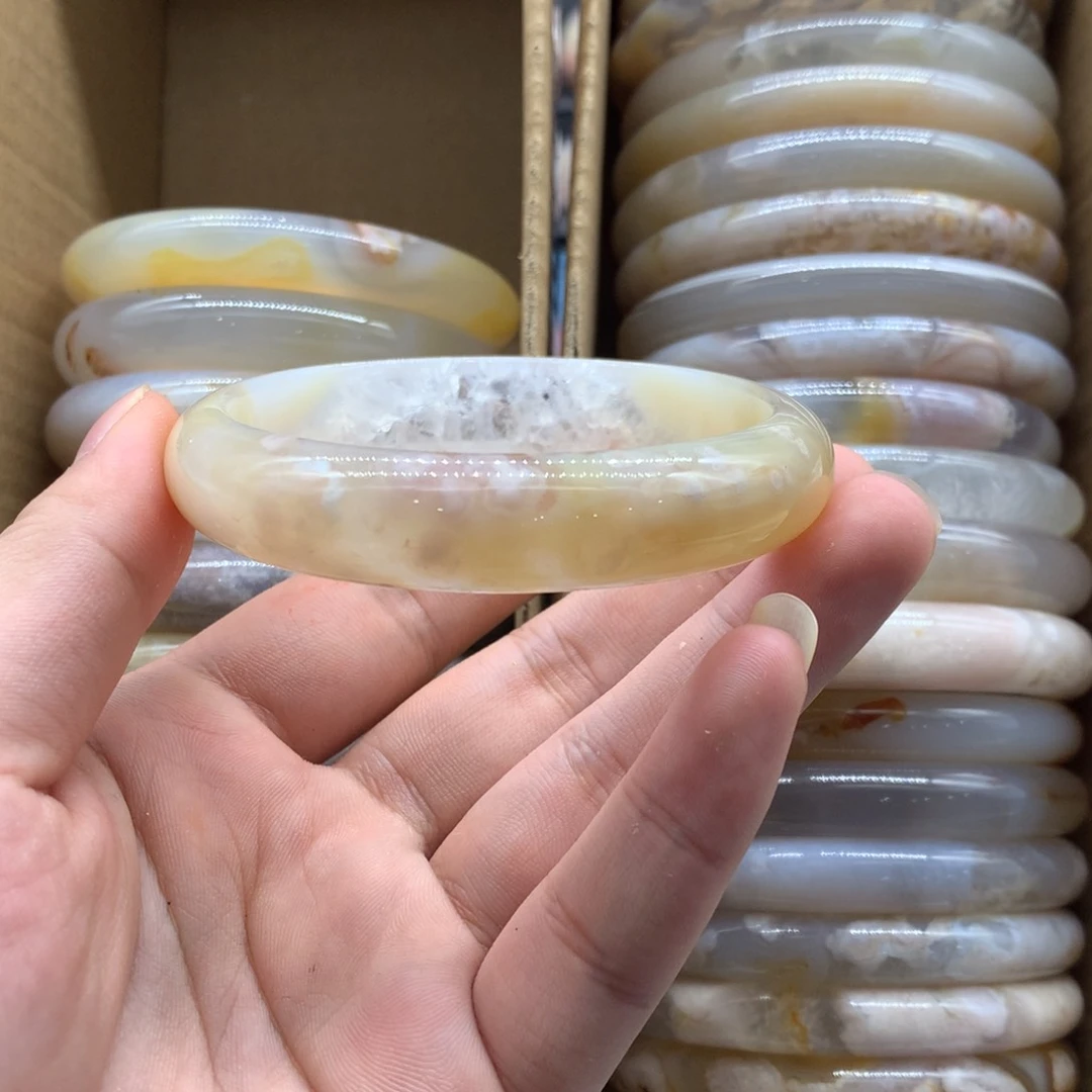 【闪购商品】玛瑙/玉髓手镯未镶嵌幸*