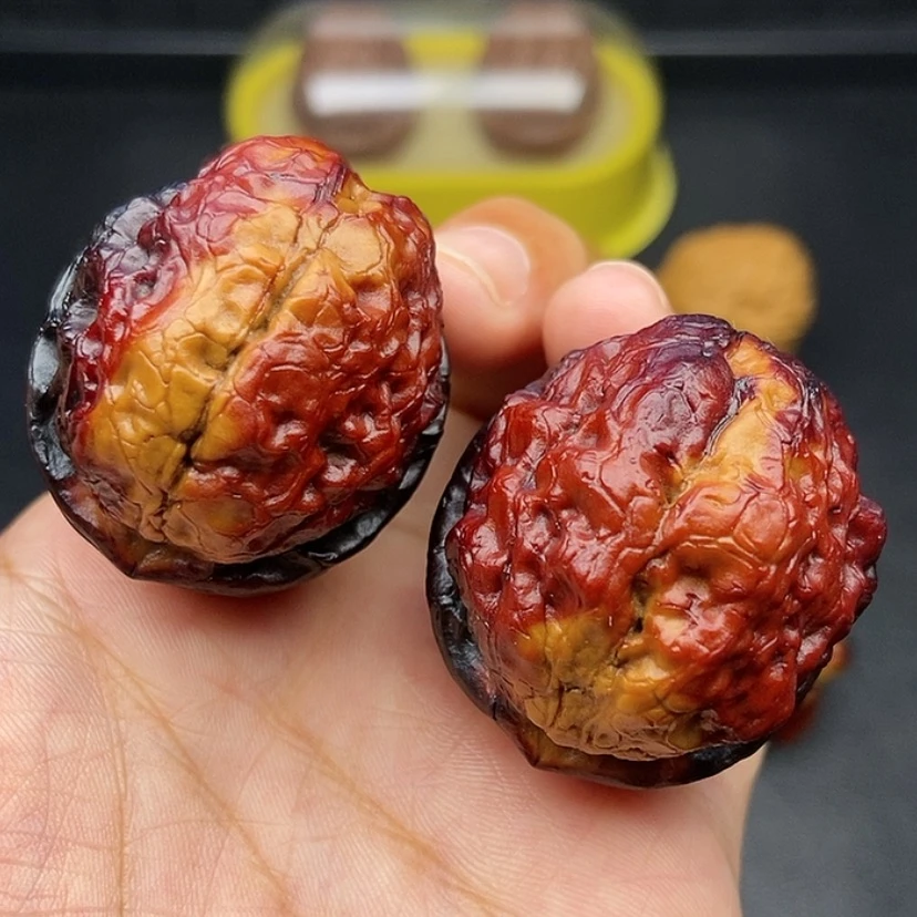 【闪购商品】把件文玩核桃42尺七彩至尊疙瘩包