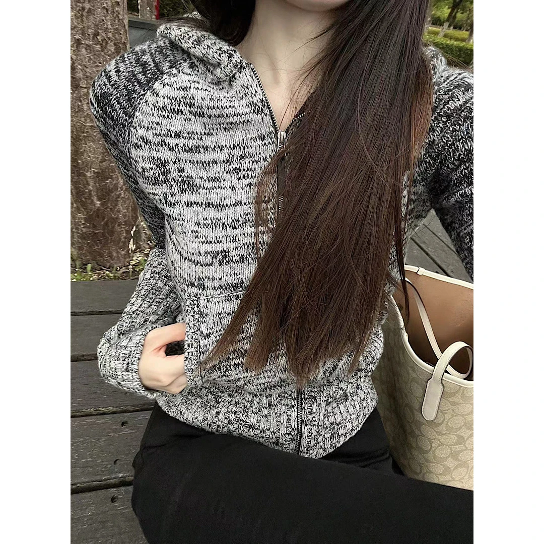 早秋季设计感花纱拼接撞色连帽毛衣外套韩系穿搭修身针织开衫上衣