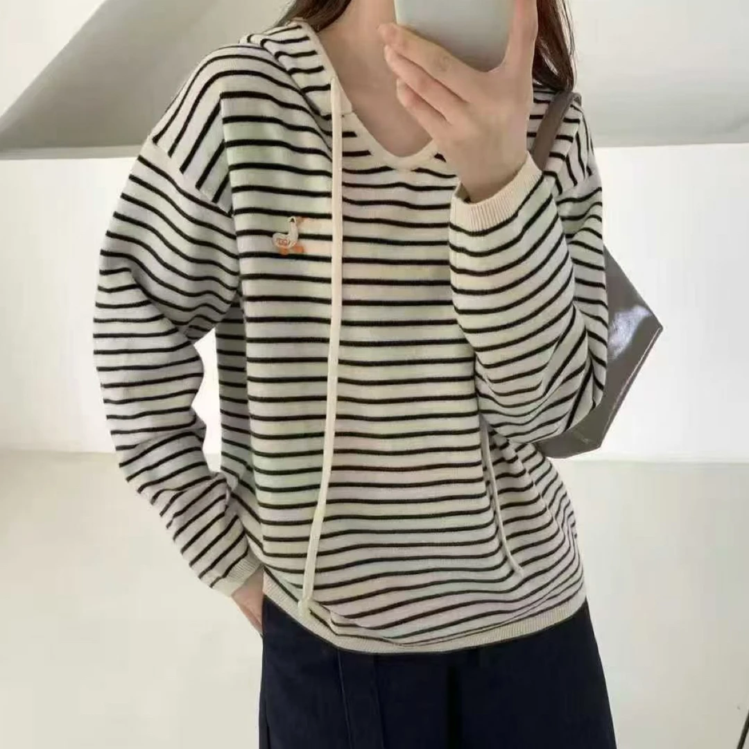 宽松条纹连帽针织衫女春秋韩版长袖显瘦毛衫百搭休闲打底上衣