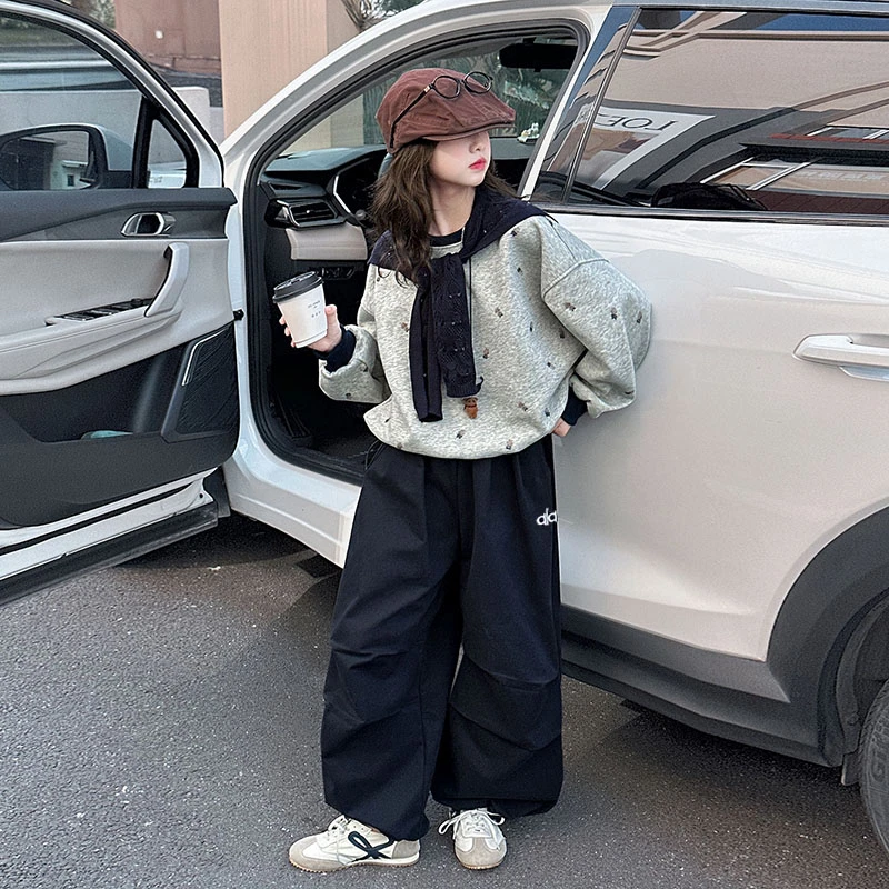 女童秋季休闲披肩套装2025新款儿童韩版中大童宽松百搭洋气三件套