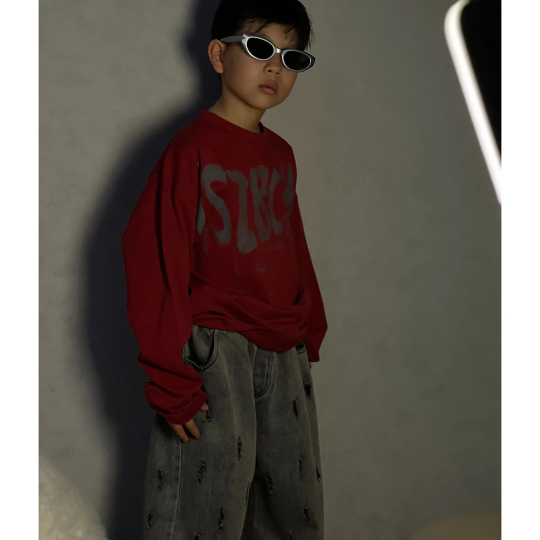 灰色破洞软牛仔童装裤