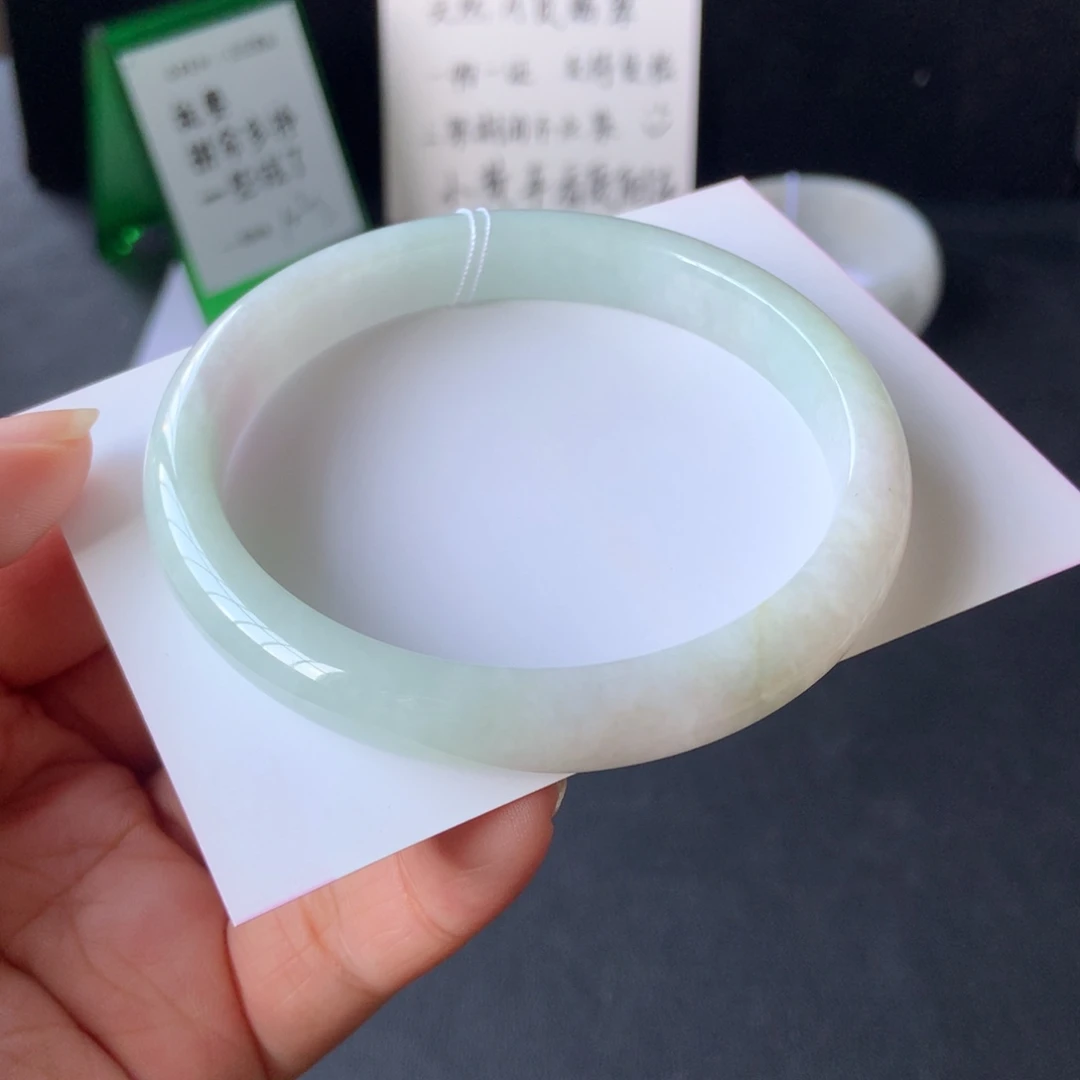 翡翠手镯未镶嵌17号59.4-9.9-6.6