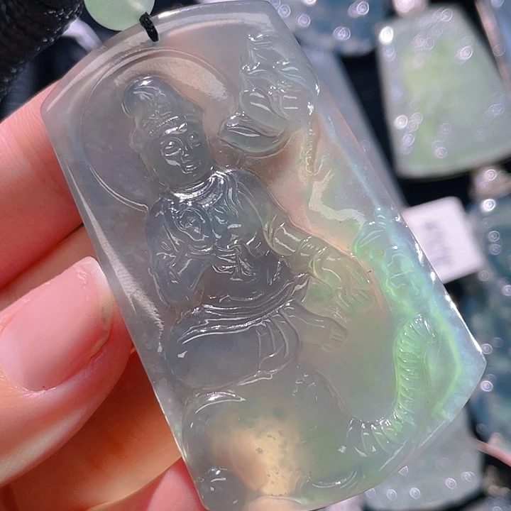 翡翠颈饰未镶嵌9，