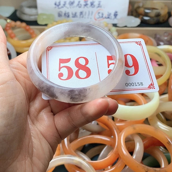 石英质玉（黄龙玉）未镶嵌手镯
