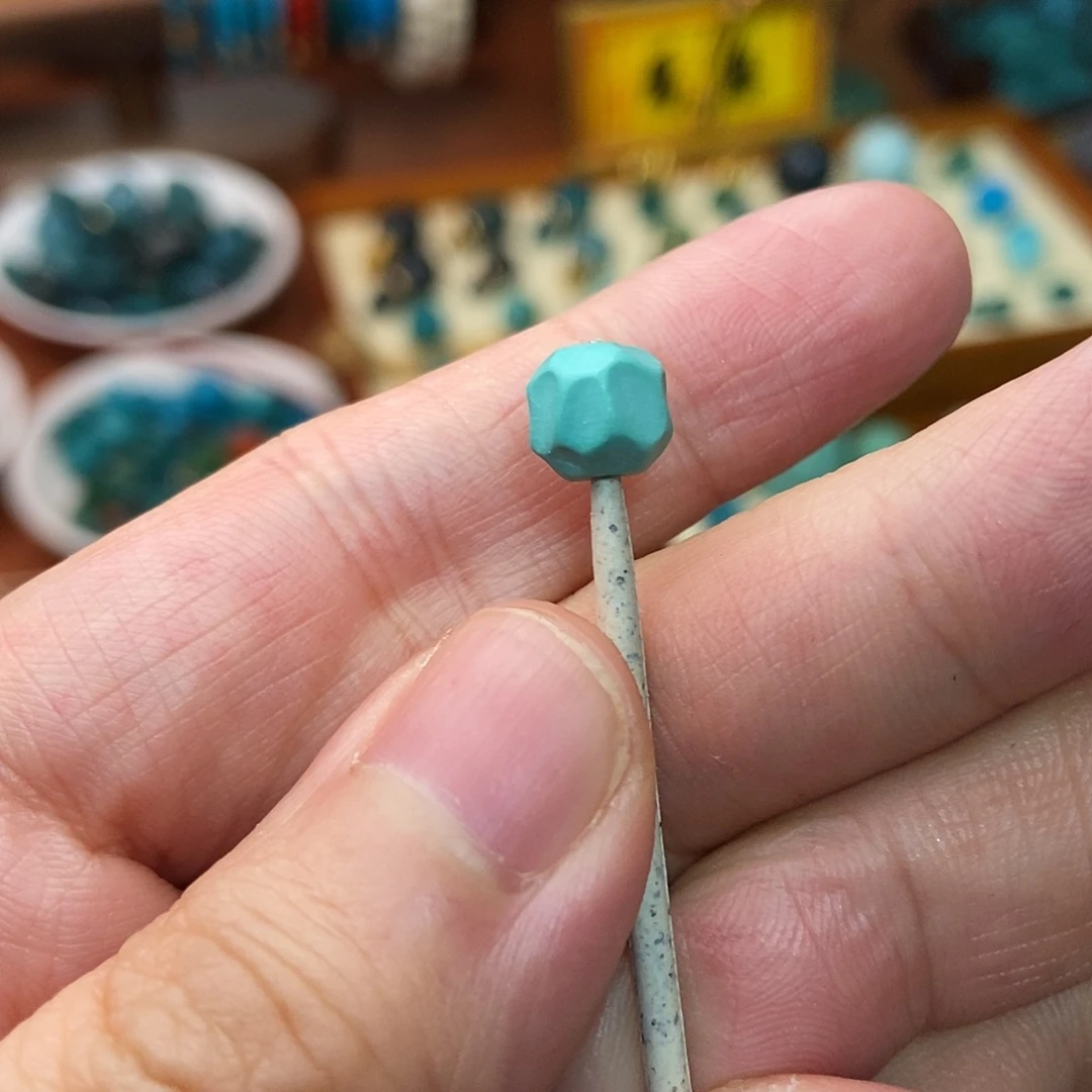 绿松石未镶嵌珠宝奇石7.5mm无相干料