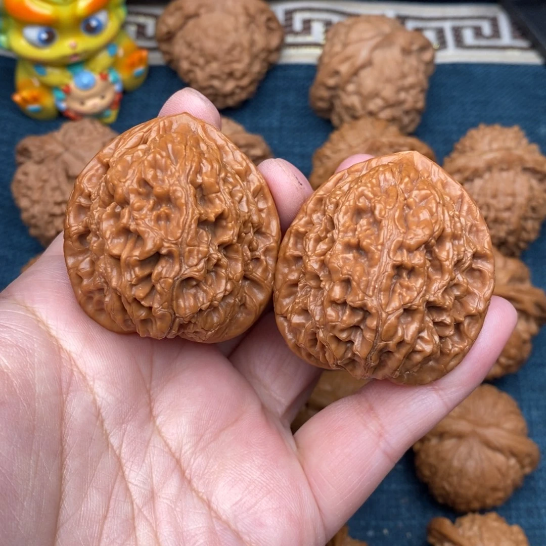 文玩核桃把件41.5精品水龙纹