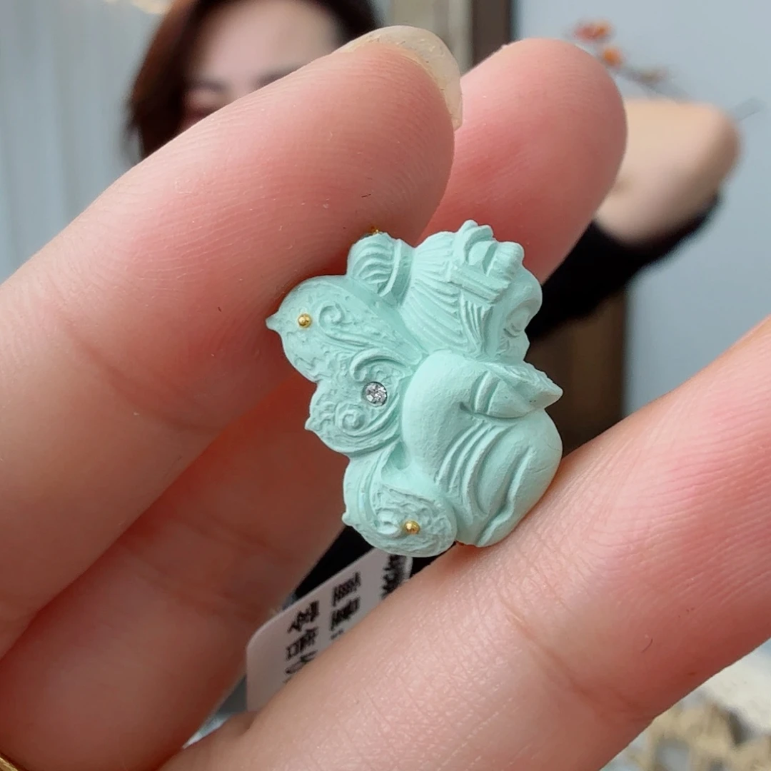 绿松石未镶嵌珠宝奇石