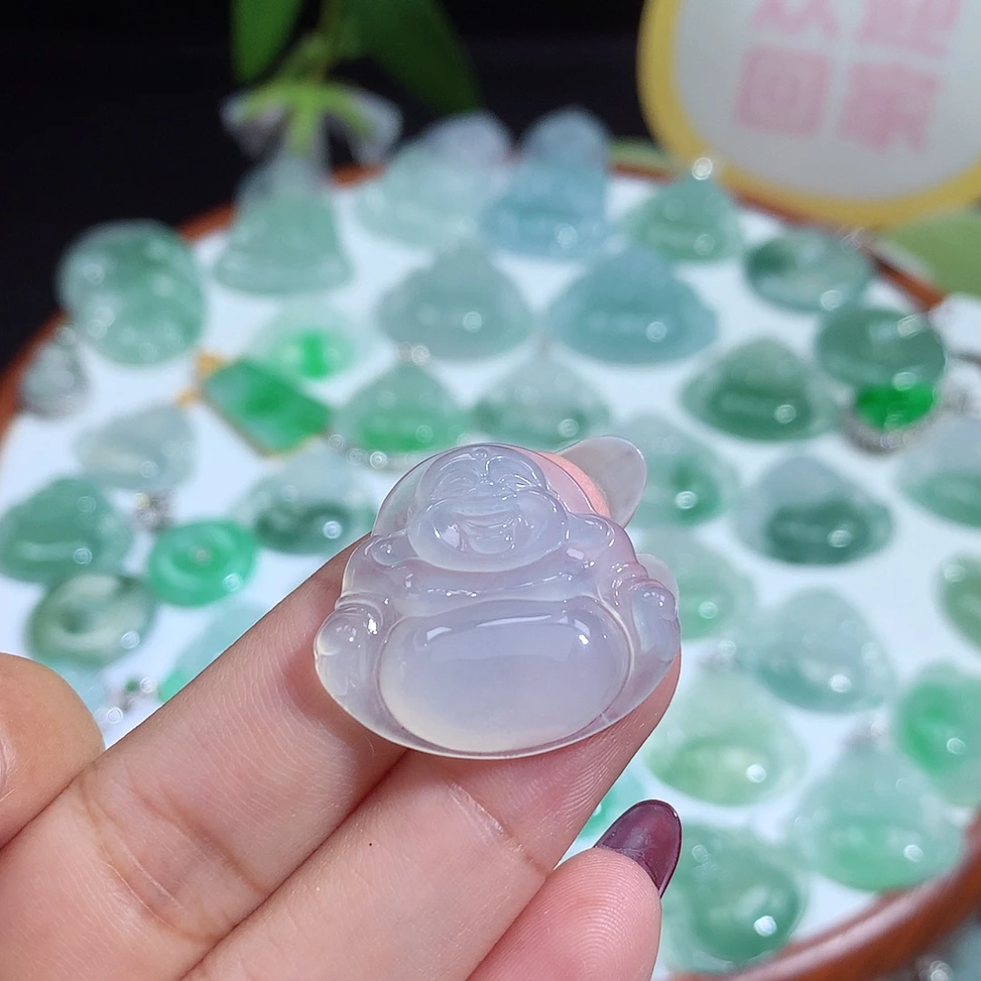 娜***王翡翠未镶嵌颈饰佛公