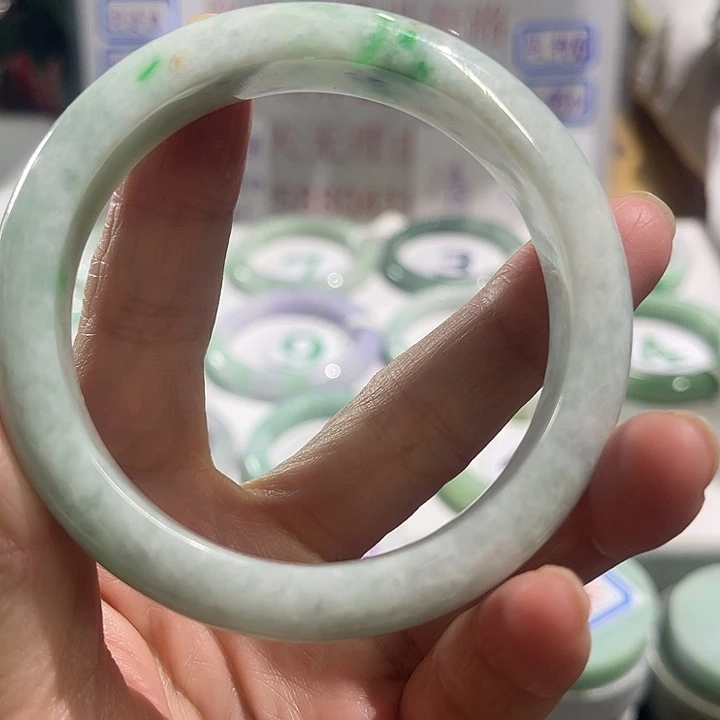 翡翠未镶嵌手镯纯天然缅甸翡翠手镯