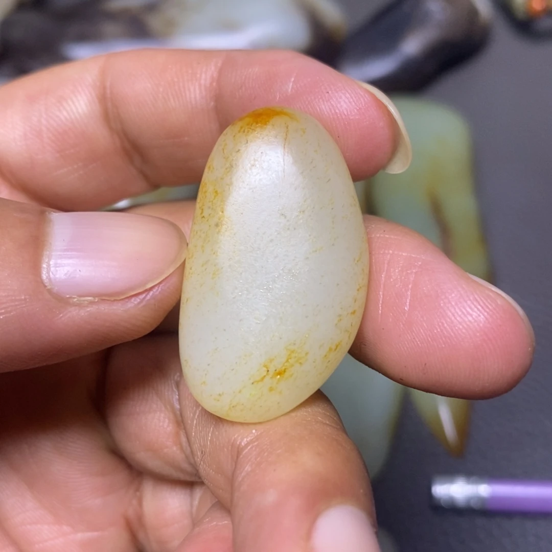 未镶嵌和田玉挂件