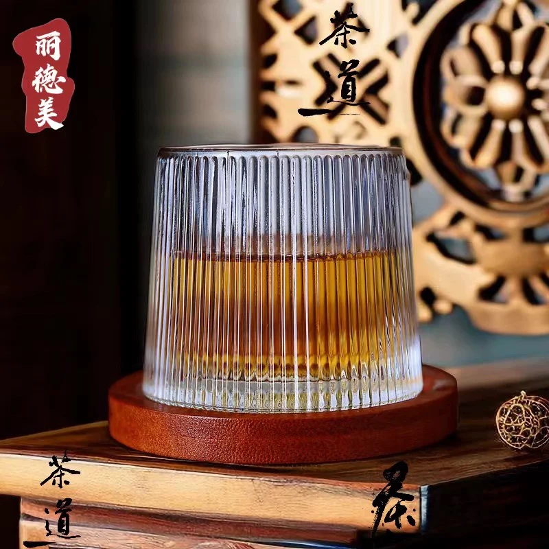 创意旋转不倒翁威士忌2025酒杯ins转转杯洋酒杯水晶玻璃杯杯子