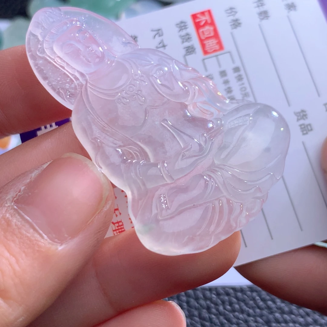 翡翠未镶嵌颈饰缅甸