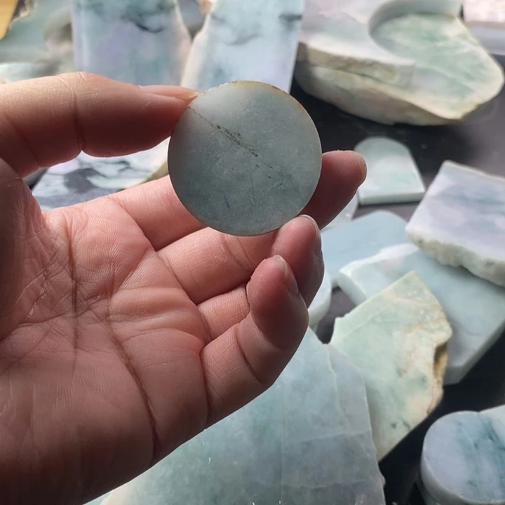 翡翠未镶嵌挂件不加工