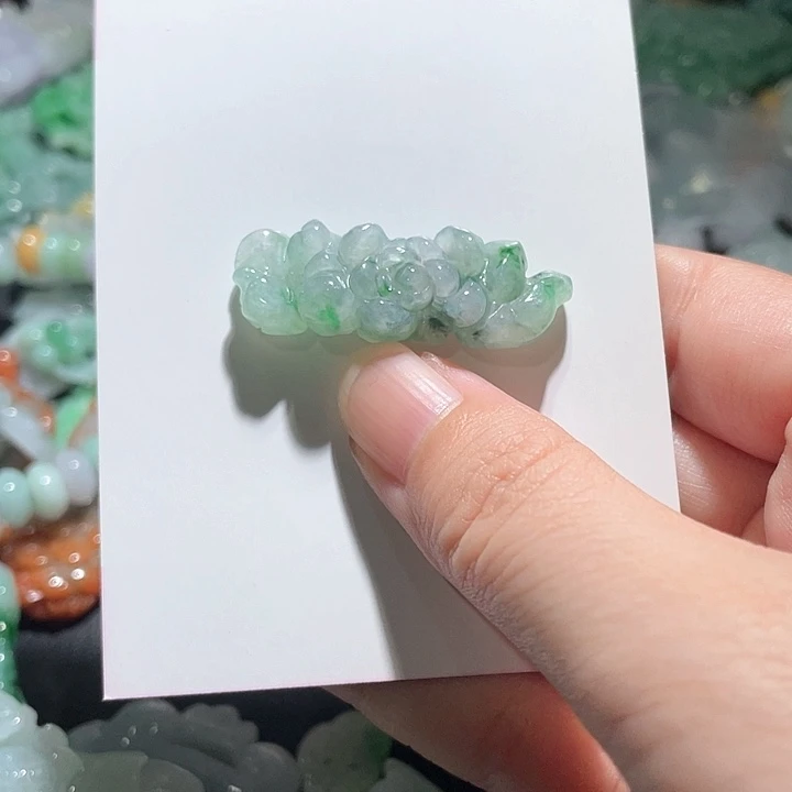 颈饰未镶嵌翡翠天