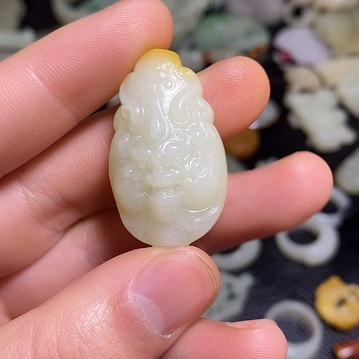 和田玉（子料）未镶嵌颈饰