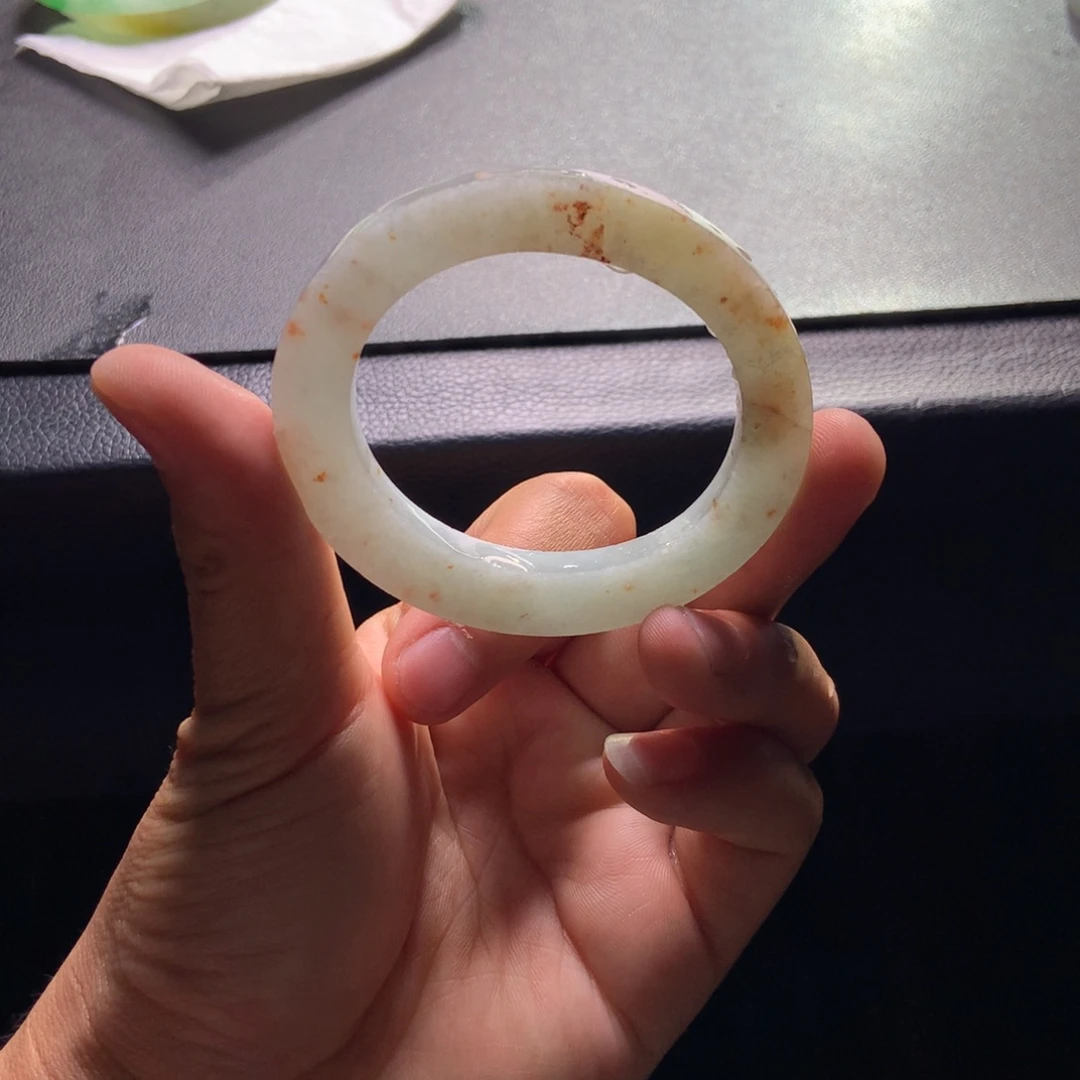 定制翡翠未镶嵌手镯定制