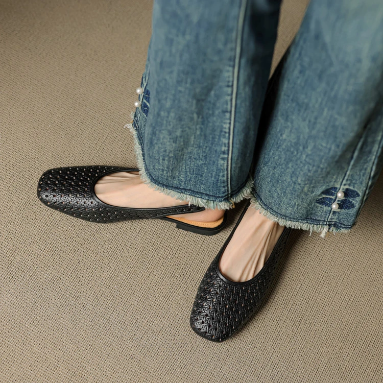 凉鞋女款2025新款爆款时装方头平底洞洞鞋一脚蹬凉鞋镂空夏季包头