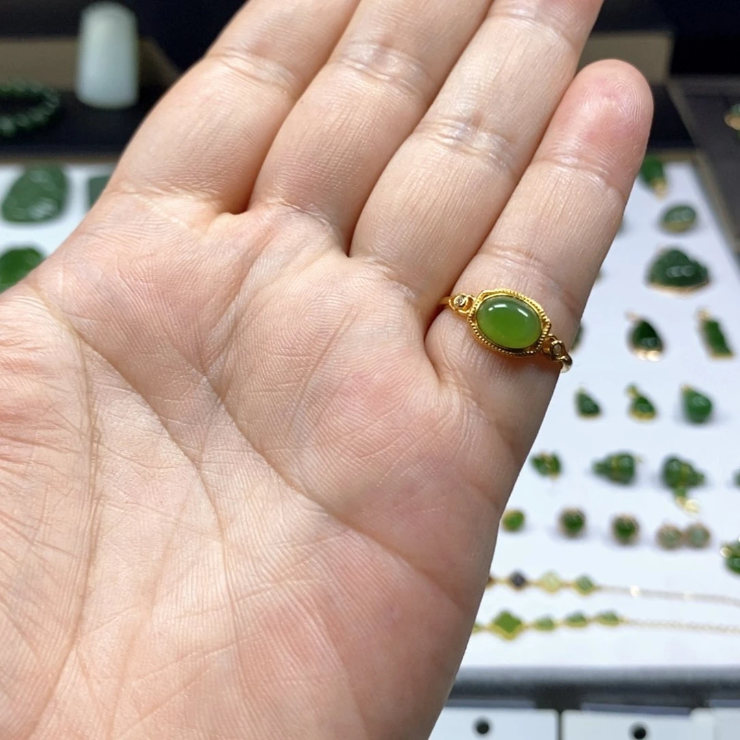 银S925镶嵌戒指和田玉（碧玉）