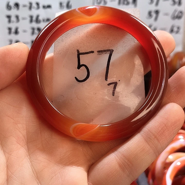 玛瑙/玉髓手镯未镶嵌