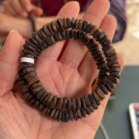 沉香手串乌身红土沉水7克卡0.8多样性发1条