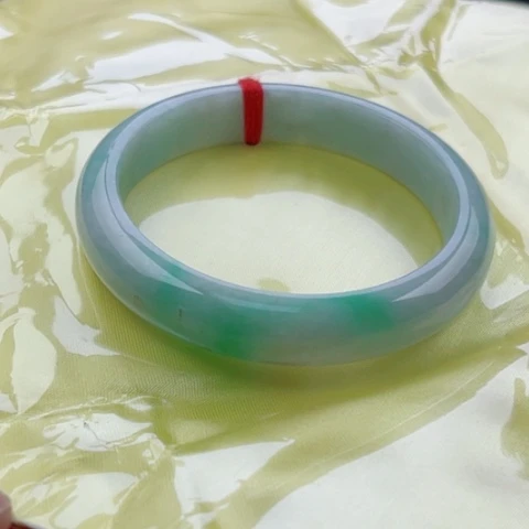 未镶嵌手镯翡翠60有一处生长纹48小时鉴赏微棉黄翡