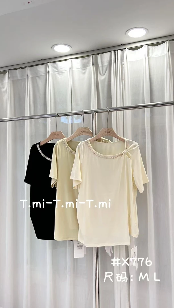 【菲菲家】夏季新款设计感开叉显瘦T恤776