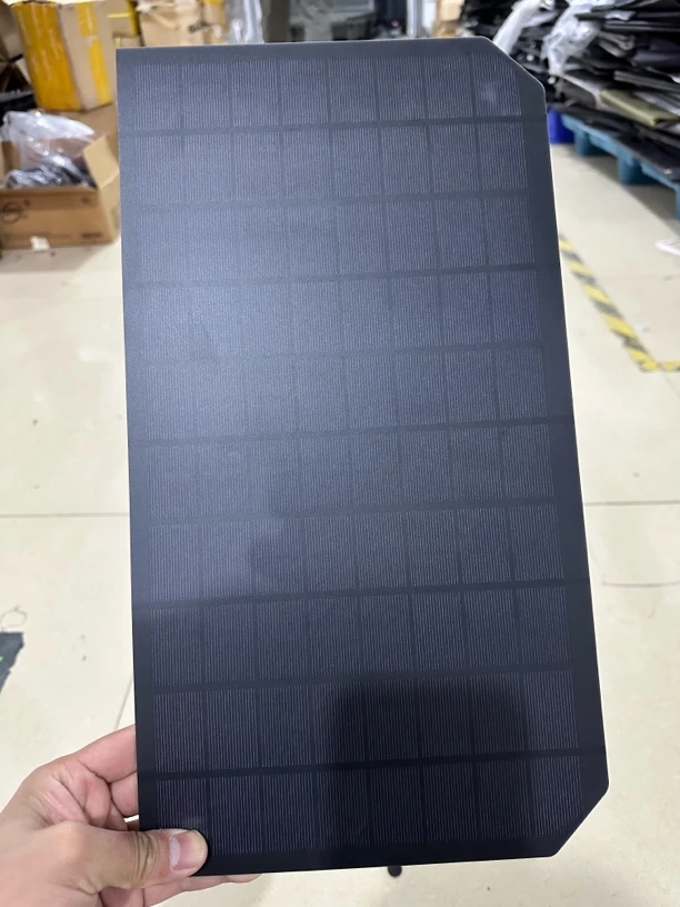 18V太阳能软板一块(尺寸408*220）