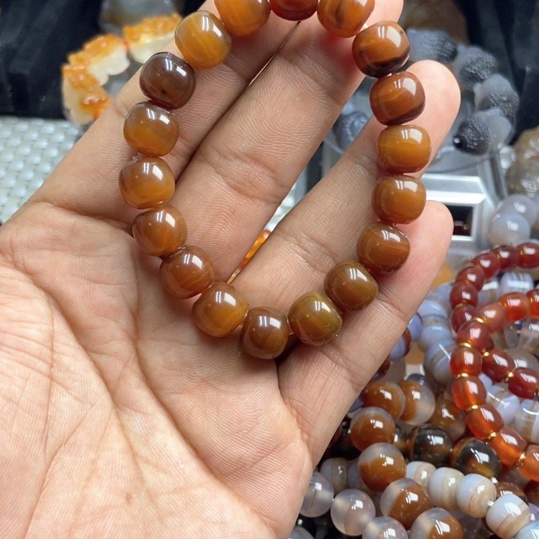 玛瑙/玉髓手串未镶嵌易*帝