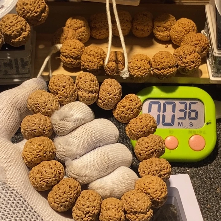 @***风吊坠金刚菩提哈哈笑不出眼泪哈哈