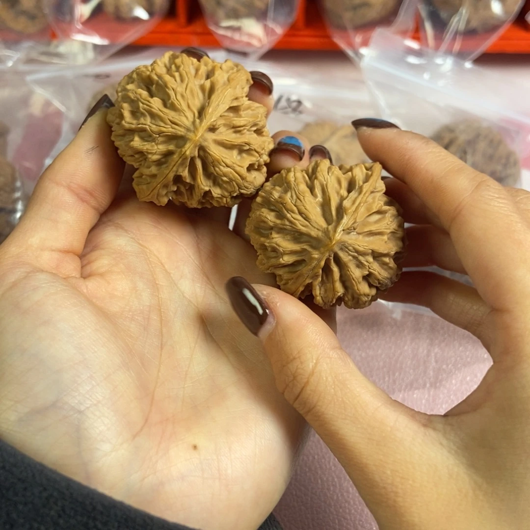 文玩核桃吊坠41苹果园150