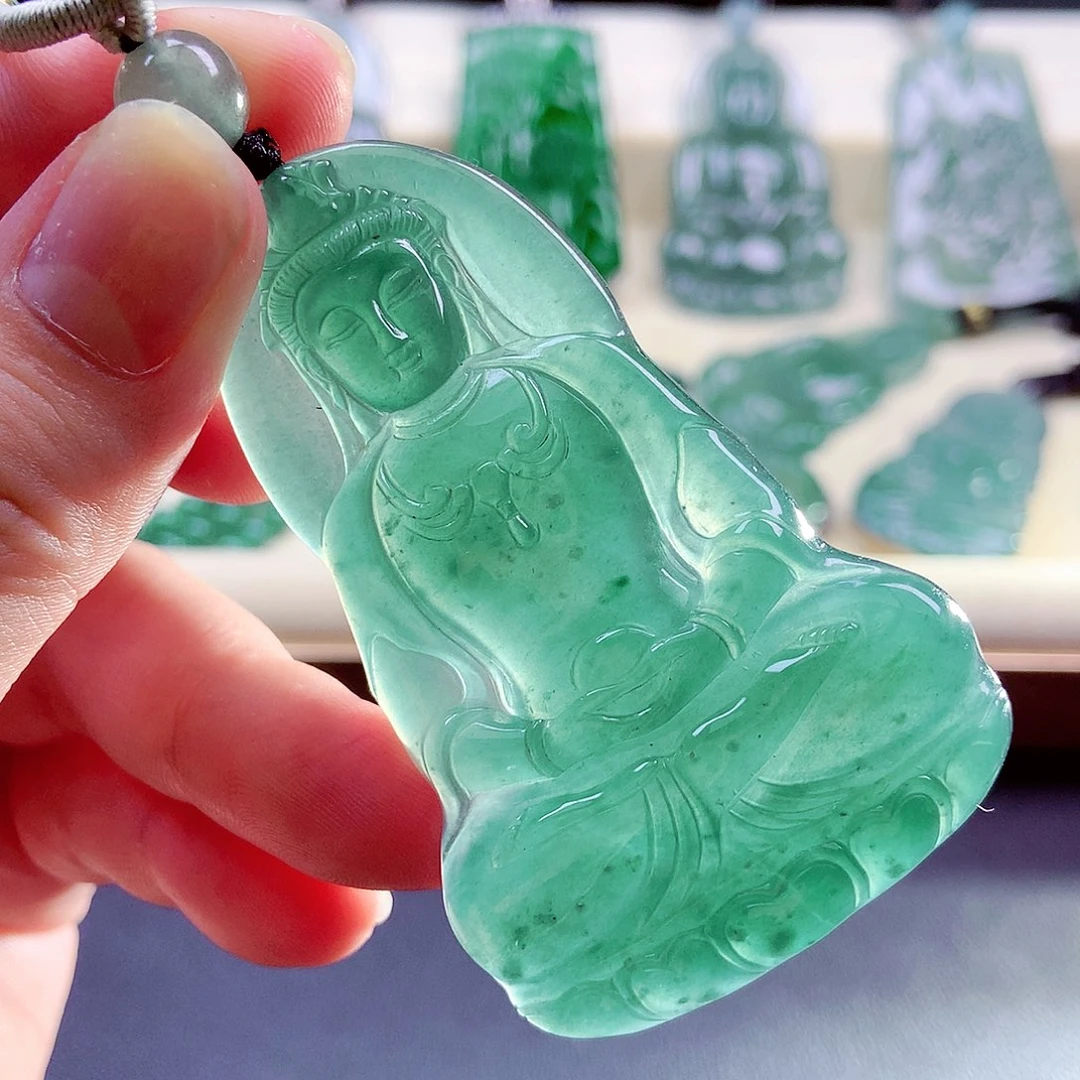 【闪购商品】颈饰未镶嵌翡翠天然