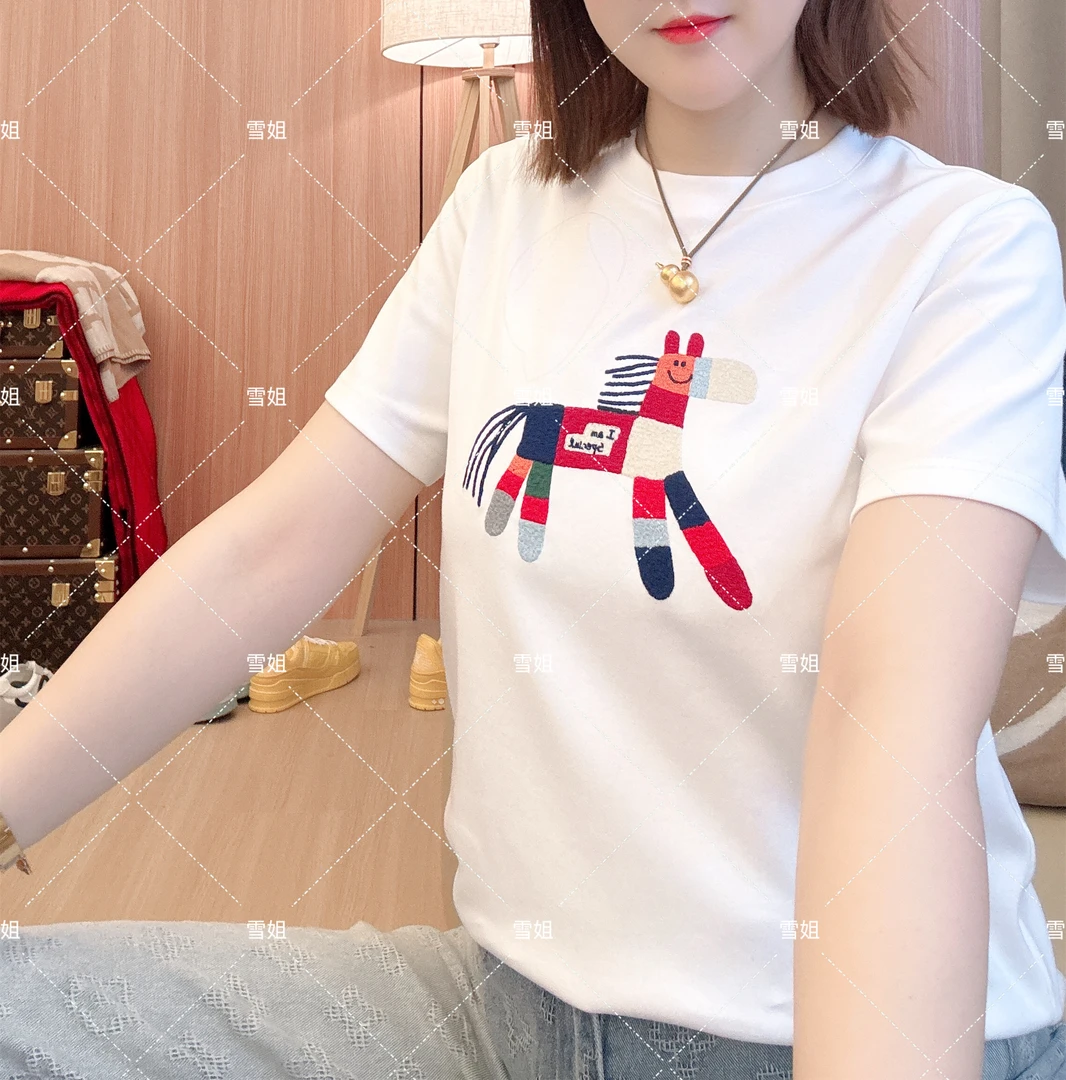 雪姐服饰「斑节马T」彩色小马圆领时尚T恤潮流设计感别致短袖