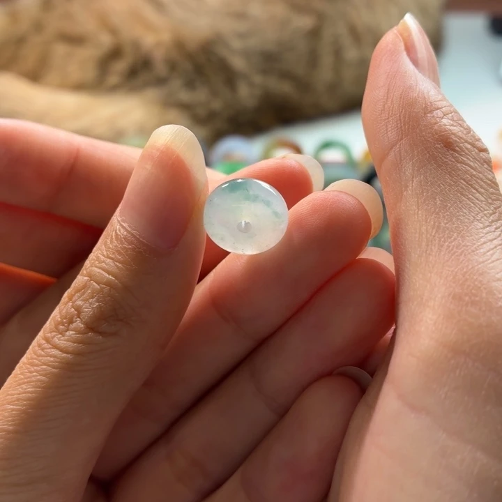 定制翡翠未镶嵌福利鼓珠
