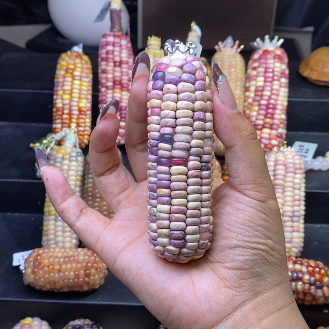 有机玻璃憨**装玉米