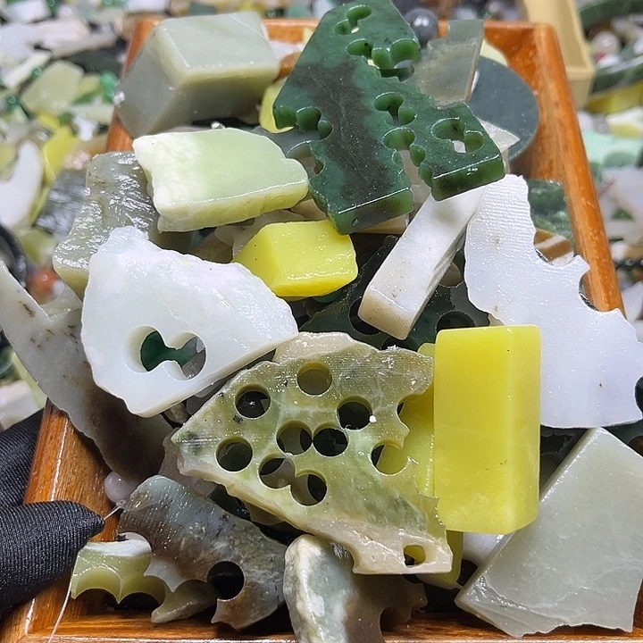 和田玉未镶嵌珠宝奇石ღ****