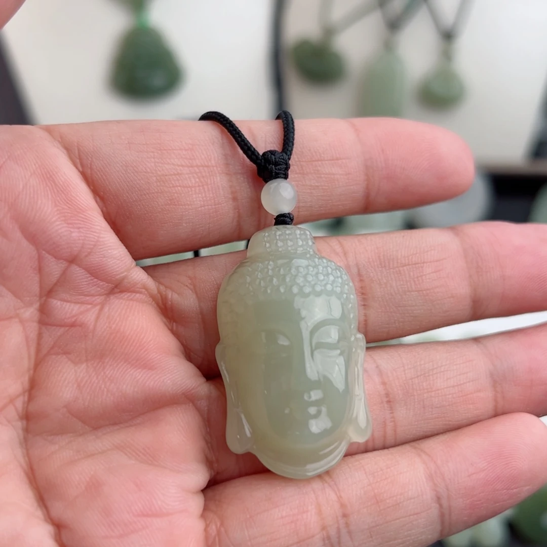 吊坠(赠链)未镶嵌和田玉666