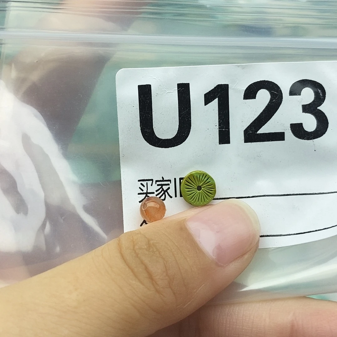 未镶嵌配饰南红玛瑙