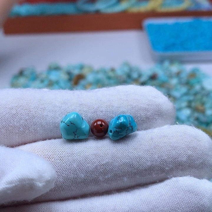 ****白南红玛瑙未镶嵌珠宝奇石